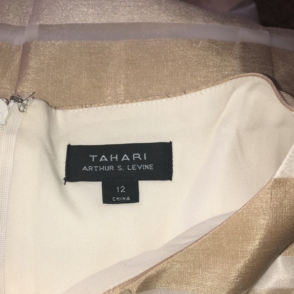 🥂TAHARI🥂STRIPE SHANTUNG POPOVER GOWN🥂 - Picture 12 of 12